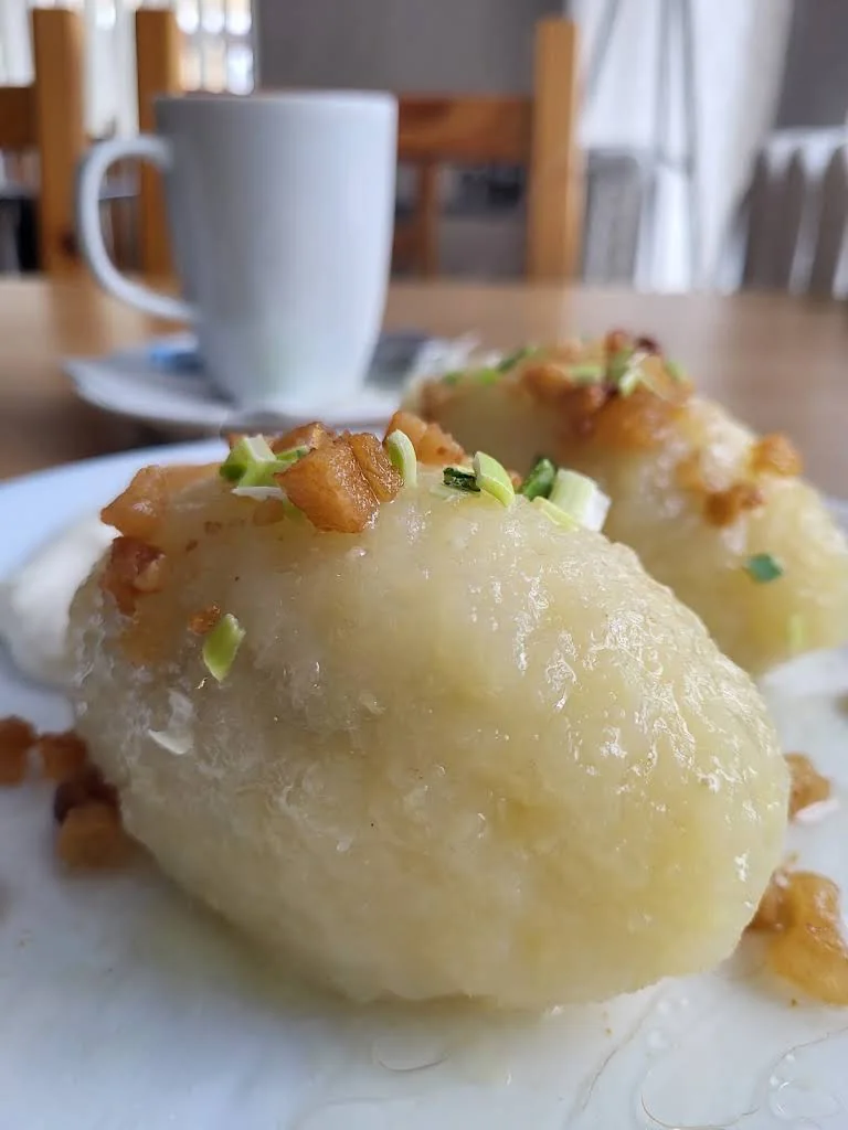 Kavarsko koldūnų patiekalas